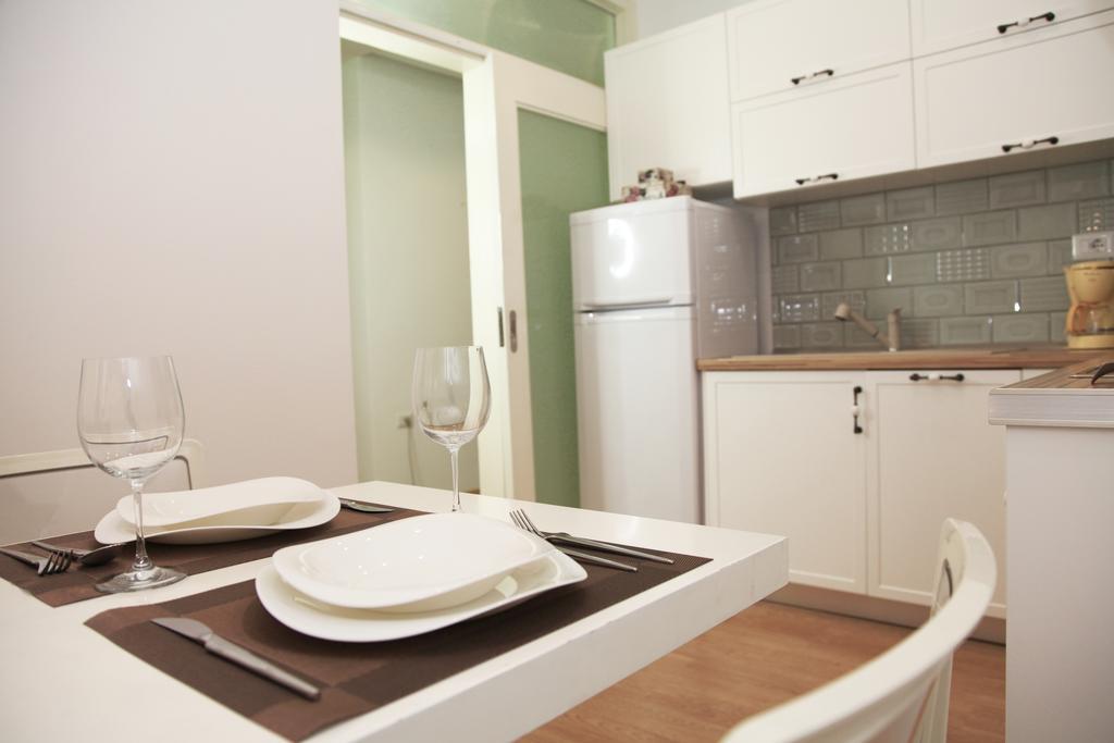 Luxury Blloku Tirana Apartment ภายนอก รูปภาพ